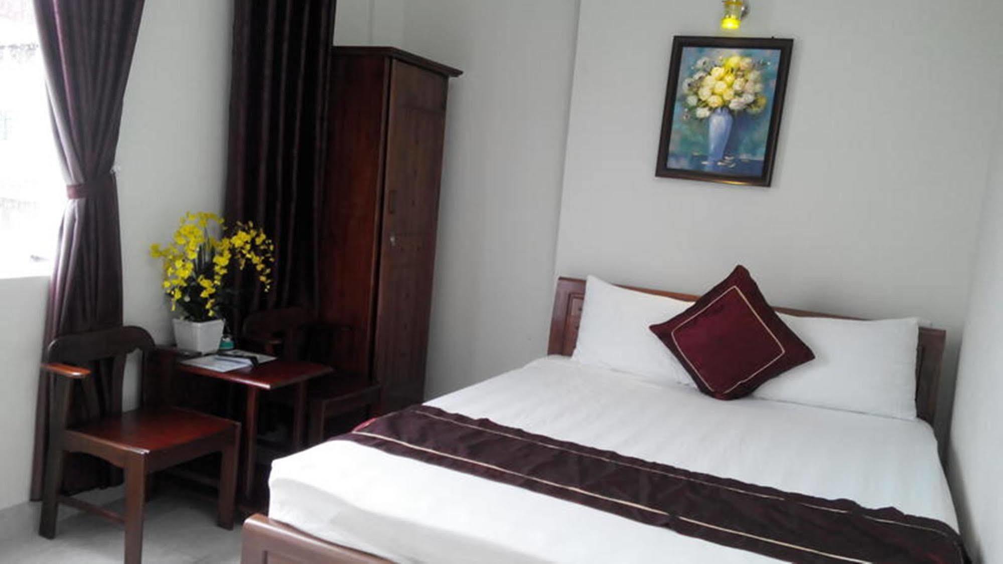 Hung Phat Hotel Da Nang Bagian luar foto